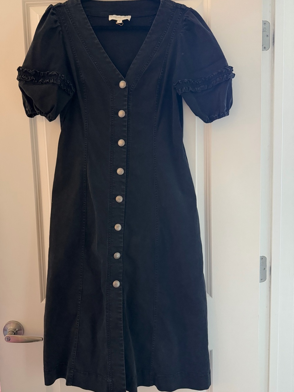 Women’s Black Button-Front Puff Sleeve Dress